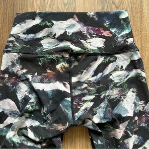 Lululemon Wunder Under High Rise Tight Size 6 Leggings Luxtreme 25" Glacier Camo